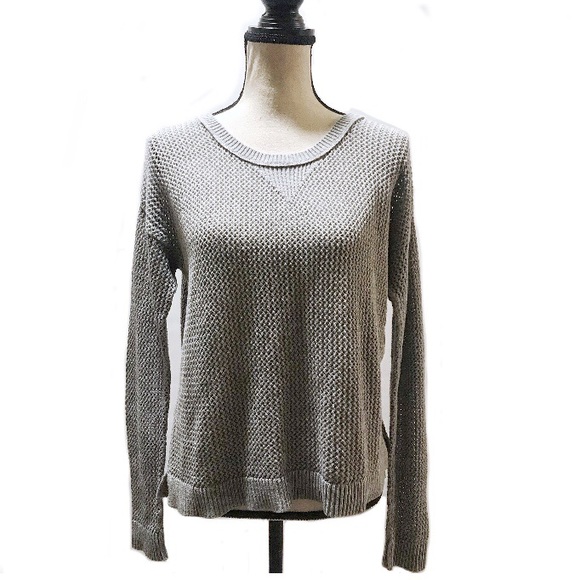 American Eagle Outfitters Sweaters - 2/$15 American Eagle Cozy Gray Knit Sweater Cotton